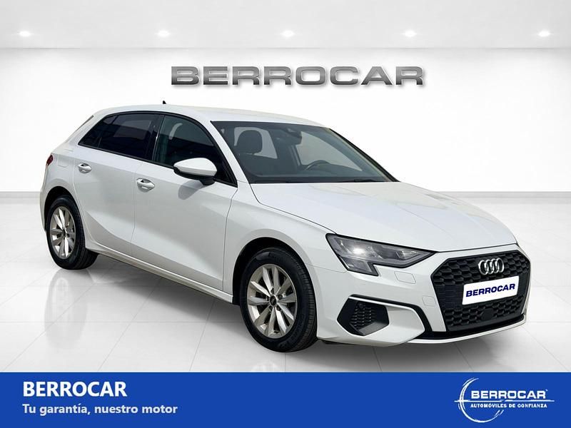 Usado Audi A3 Sportback 110 CV (80 kW) 2023 Blanco Utilitario