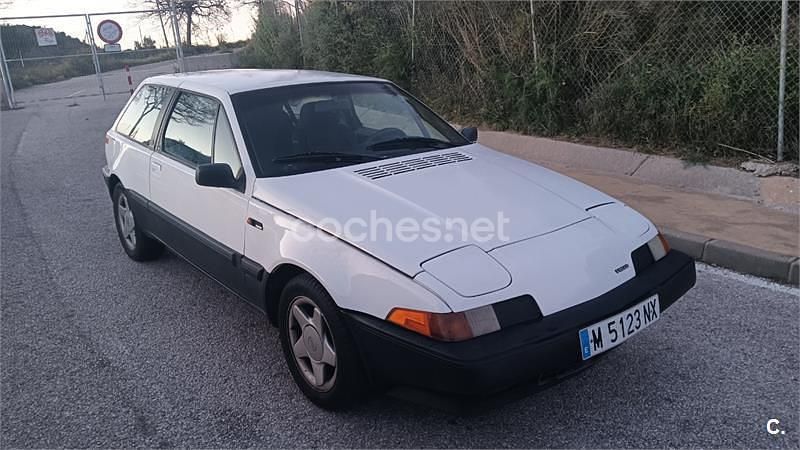 Usado Volvo 480 109 CV (80 kW) 1992 Blanco Coupe