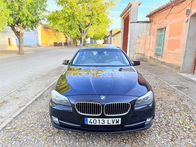 Negro Usado 2012 BMW 530 Gran Turismo Berlina | 14.500 € (Un poco caro) - Imagen 1/4