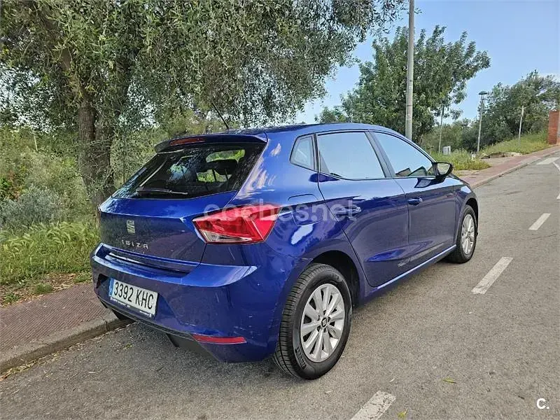 Begagnad Seat Ibiza Reference 95 HK (69 kW) 2018 Blå Halvkombi