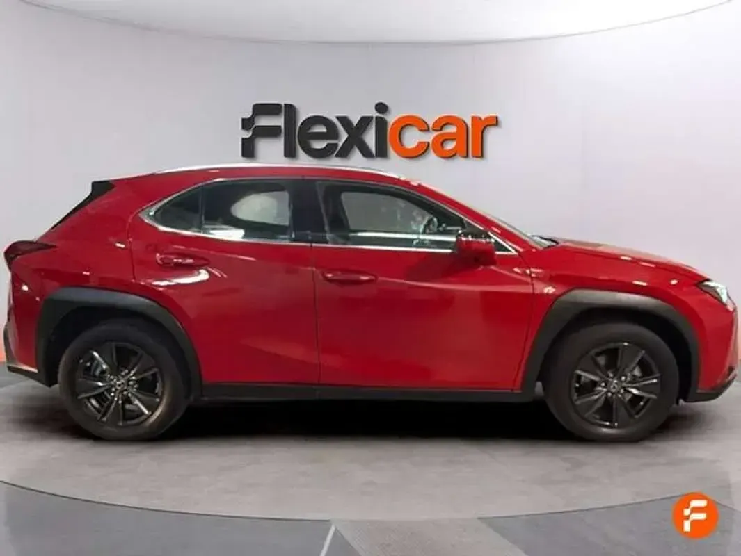 Usado Lexus UX 250h Business Edition 184 CV (135 kW) 2023 Rojo SUV