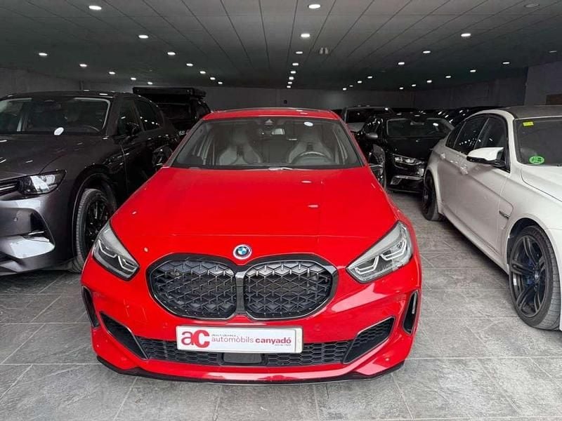 Rojo Usado 2021 BMW M135 Utilitario | 37.500 € (Precio justo) - Imagen 1/4