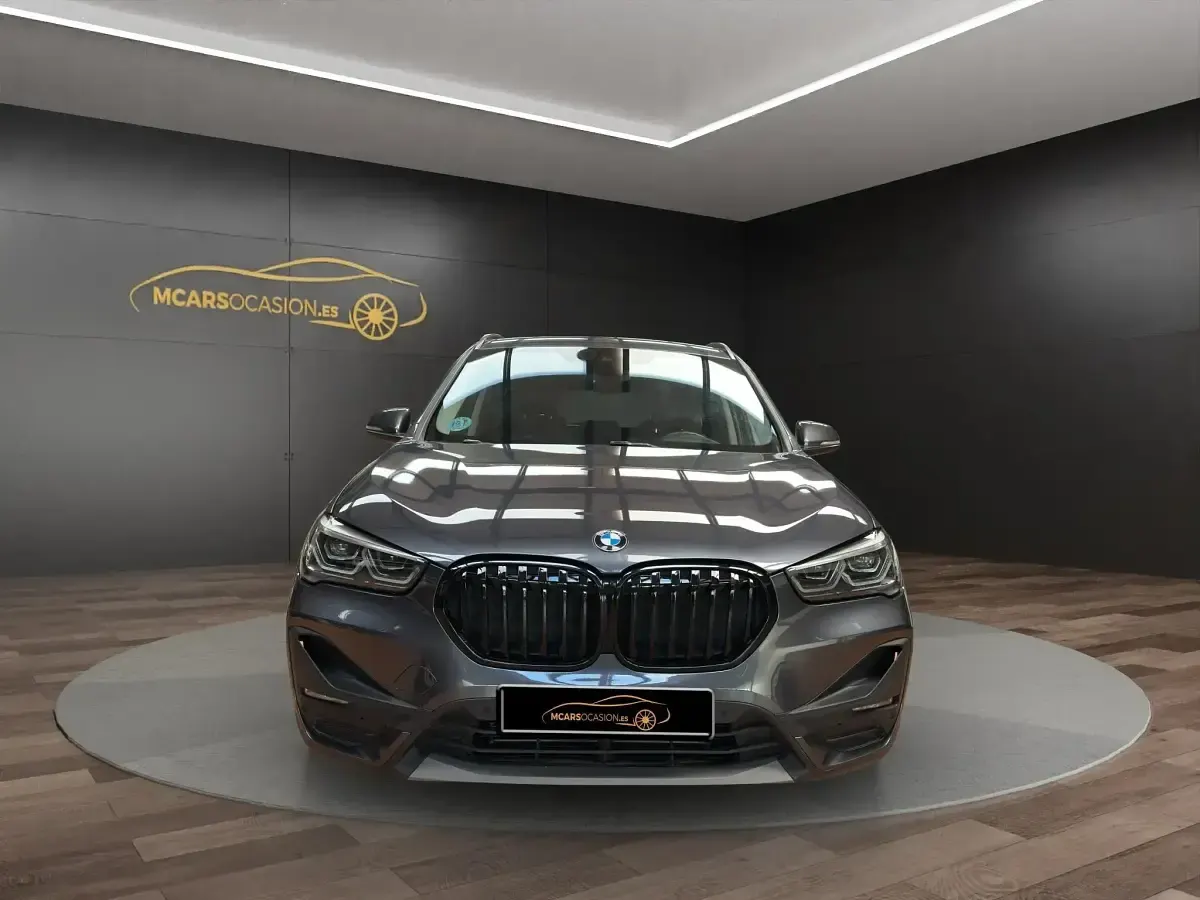 Usado BMW X1 Comfort Edition 150 CV (110 kW) 2022 Gris SUV