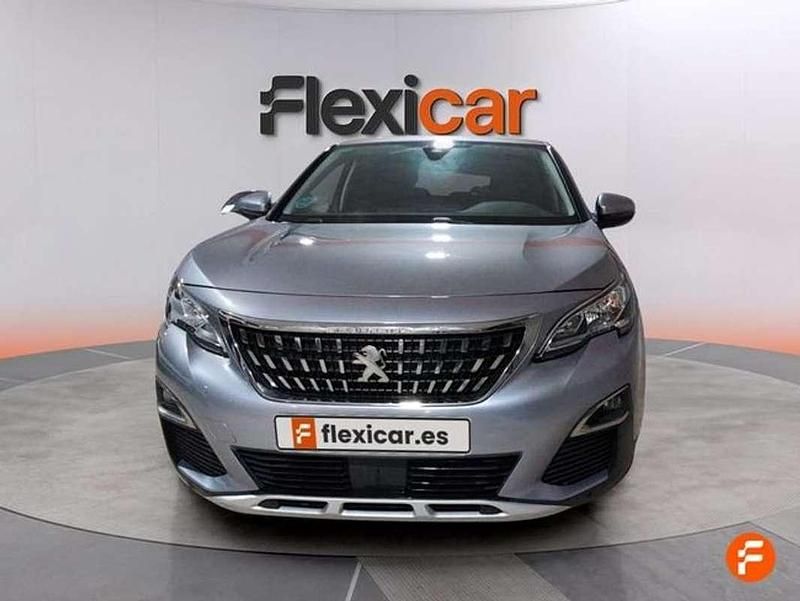 Usado Peugeot 3008 Allure 131 CV (96 kW) 2020 Gris SUV