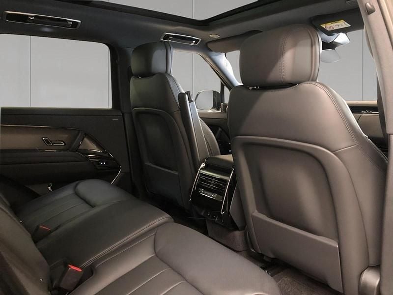 Uusi Land Rover Range Rover Sport SE Dynamic 300 HP (220 kW) 2025 Harmaa Katumaasturi