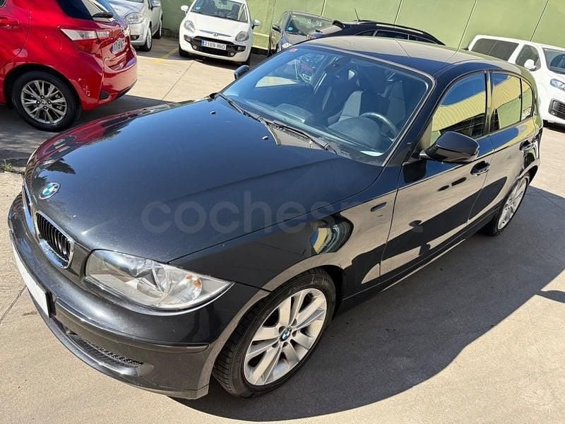 Usado BMW 120 M Sport 170 CV (125 kW) 2010 Negro Utilitario