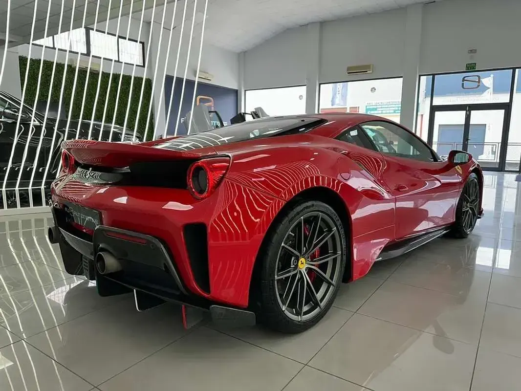 Usado Ferrari 488 720 CV (529 kW) 2019 Rojo Coupe