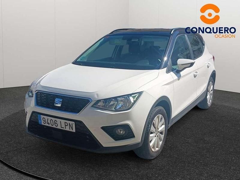 Usado Seat Arona Ecomotive 110 CV (80 kW) 2021 Blanco SUV