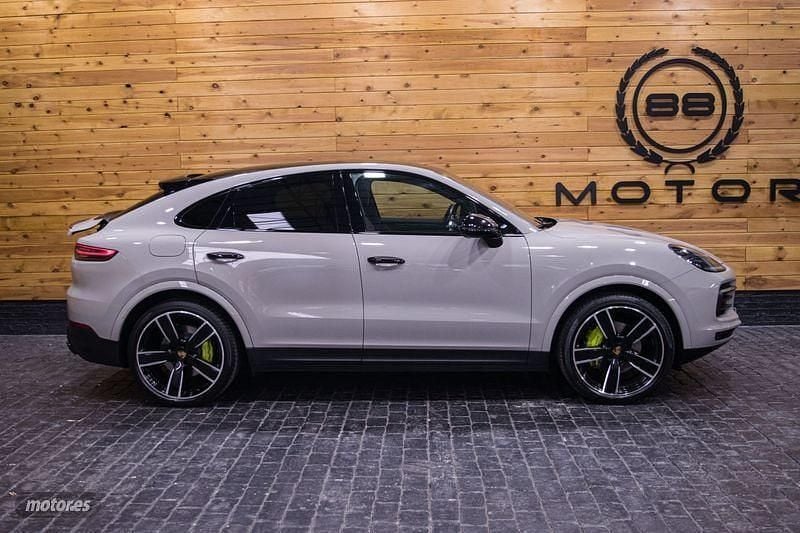 Gris Usado 2021 Porsche Cayenne SUV | 99.970 € - Imagen 1/4