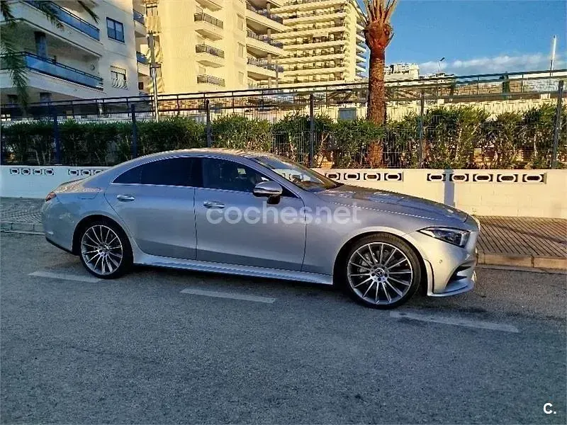 Usado Mercedes CLS350 286 CV (210 kW) 2018 Gris / plata Berlina