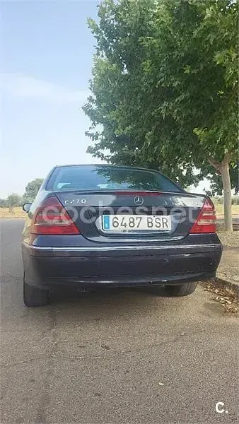 Usado Mercedes C270 Avantgarde 170 CV (125 kW) 2002 Azul Berlina