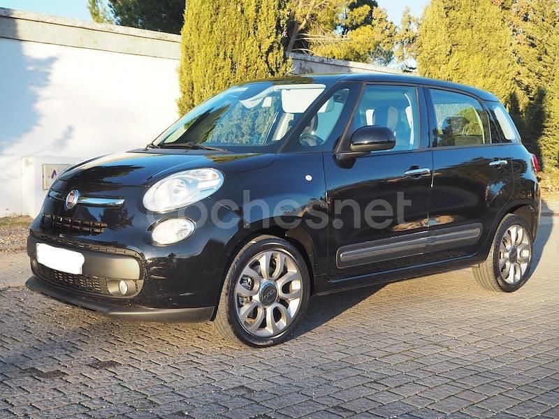 Usado Fiat 500L Lounge 120 CV (88 kW) 2016 Negro Monovolumen