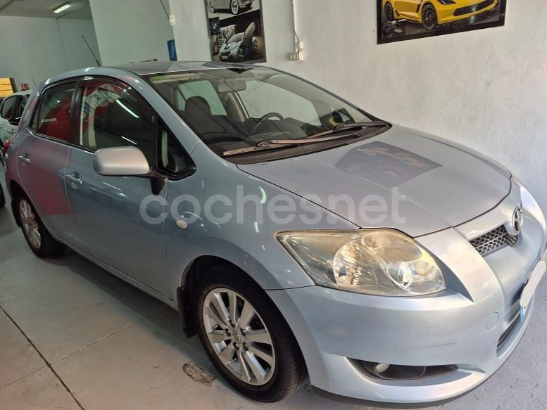 Gris / plata Usado 2008 Toyota Auris Luna Berlina | 3200 € (Caro) - Imagen 1/4