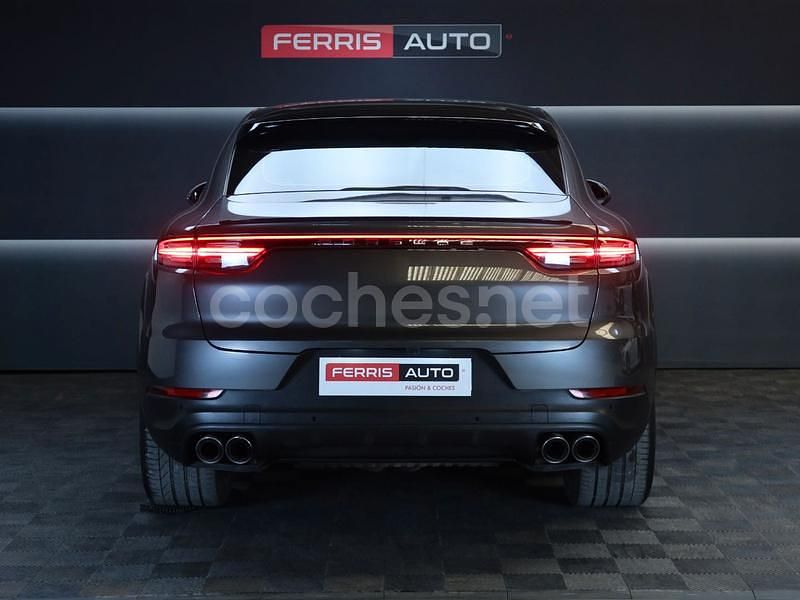 Usado Porsche Cayenne 462 CV (339 kW) 2021 Gris SUV