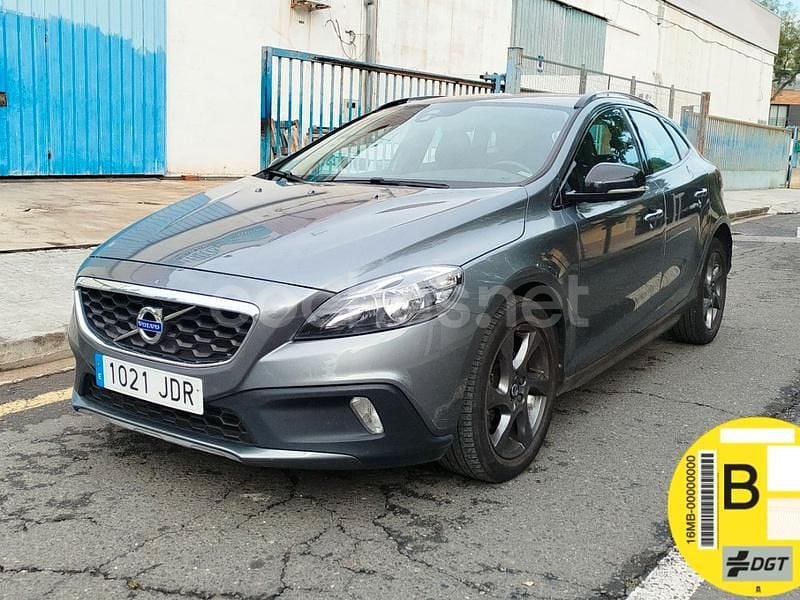 Gris Usado 2015 Volvo V40 CC Momentum Familiar | 7995 € (Caro) - Imagen 1/4