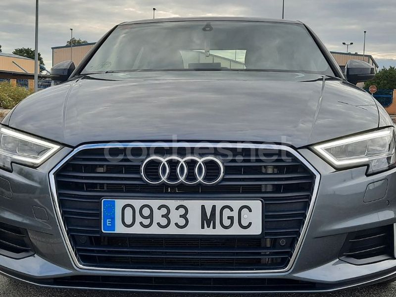 Gris / plata Usado 2017 Audi A3 S-Line Berlina | 16.090 € (Precio justo) - Imagen 1/4