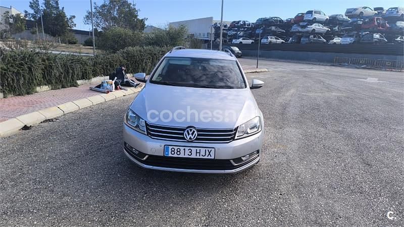 Usado VW Passat Advance 140 CV (102 kW) 2012 Gris / plata Familiar
