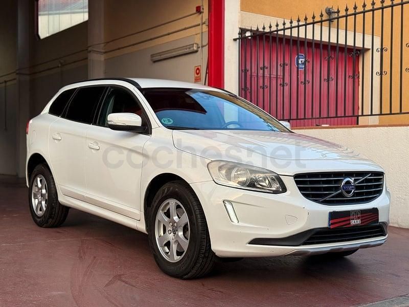 Usado Volvo XC60 Momentum 150 CV (110 kW) 2015 Blanco SUV