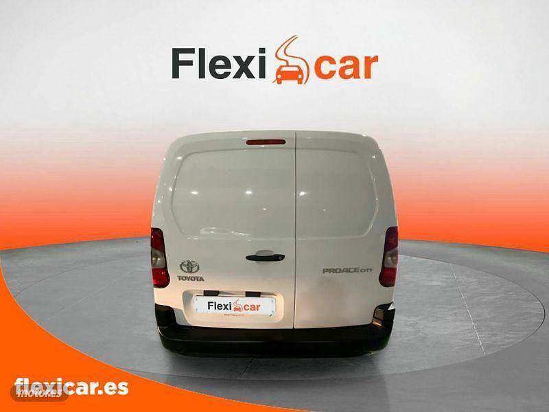 Usado Toyota Proace City City 102 CV (75 kW) 2020 Blanco Monovolumen