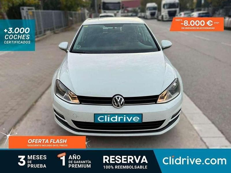 Blanco Usado 2013 VW Golf VII Advance Utilitario | 7290 € (Buen precio) - Imagen 1/3