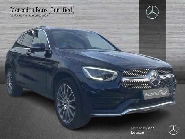 Usado Mercedes GLC300e AMG line 320 CV (235 kW) 2021 Azul cavansita SUV