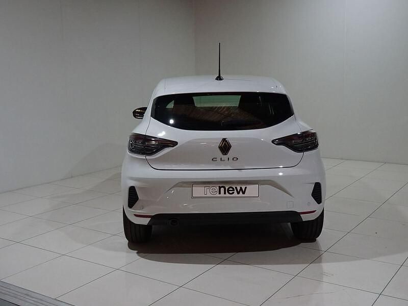 Usado Renault Clio V Evolution 100 CV (73 kW) 2023 Blanco Berlina