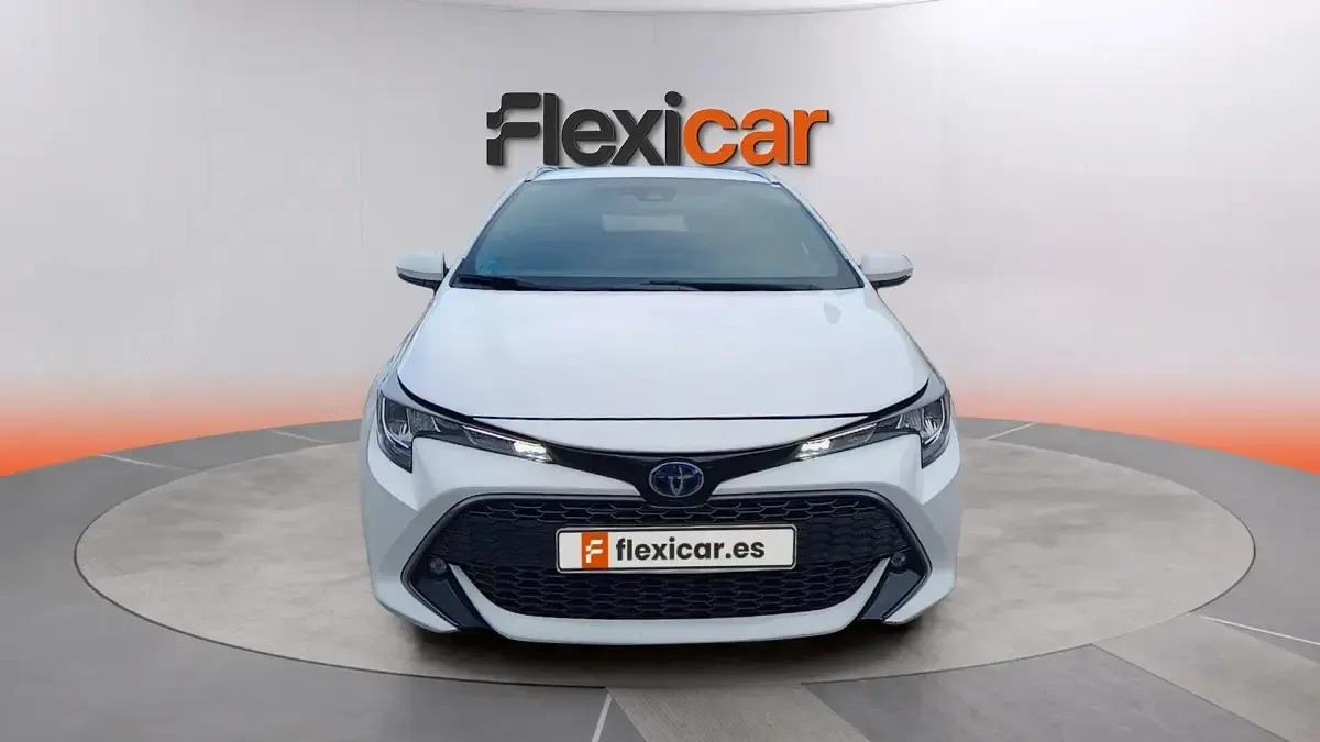 Usado Toyota Corolla Active 122 CV (89 kW) 2021 Blanco Familiar