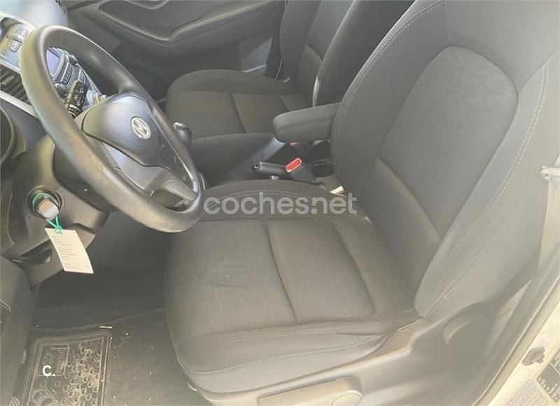 Usado Hyundai ix20 Classic 90 CV (66 kW) 2012 Blanco Utilitario