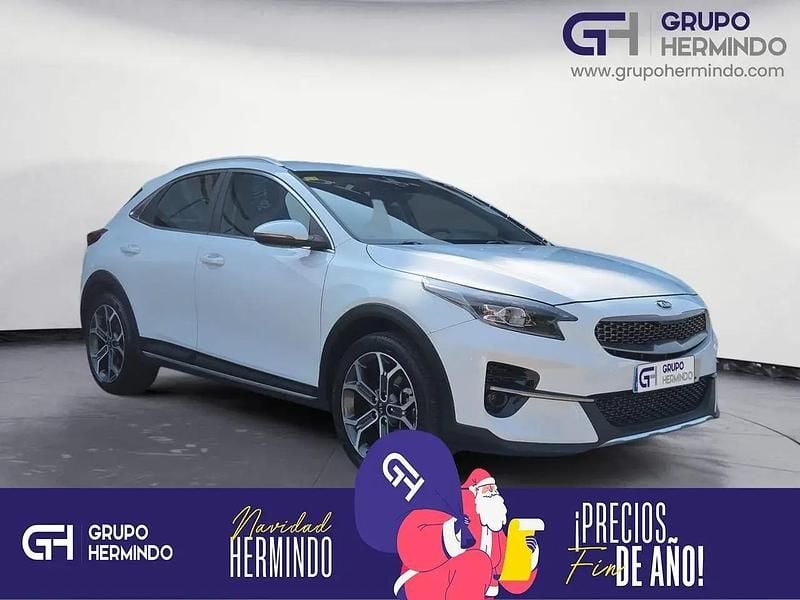 Usado Kia XCeed 120 HP (88 kW) 2020 Branco SUV