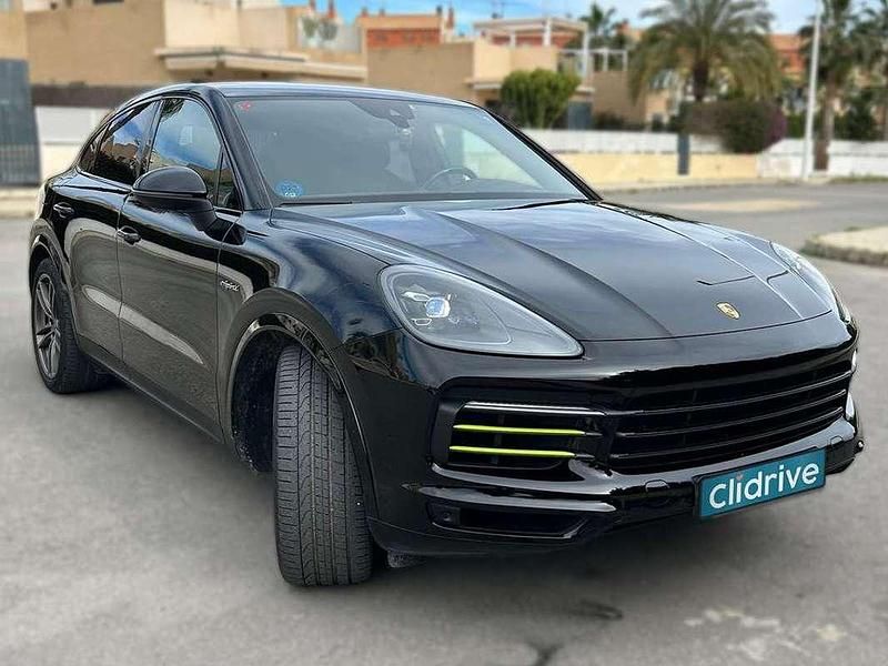 Usado Porsche Cayenne 462 CV (339 kW) 2019 Negro SUV