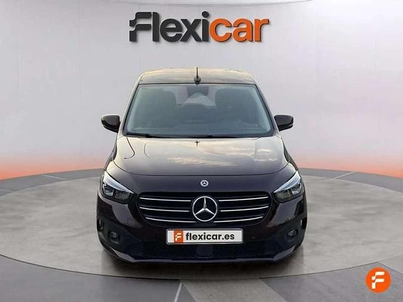 Usado Mercedes T180 116 CV (85 kW) 2022 Burdeos Monovolumen