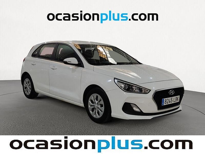Usado Hyundai i30 100 CV (73 kW) 2019 Blanco
