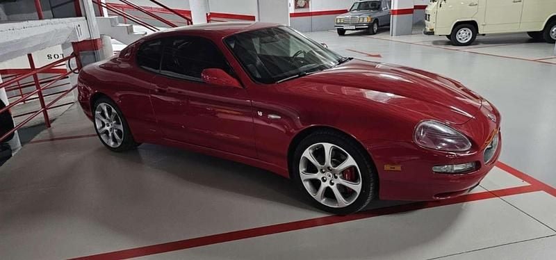 Rojo Usado 2005 Maserati Coupé Coupe | 18.000 € - Imagen 1/4