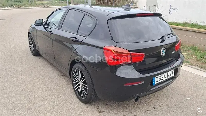 Usado BMW 118 136 CV (100 kW) 2016 Negro Utilitario