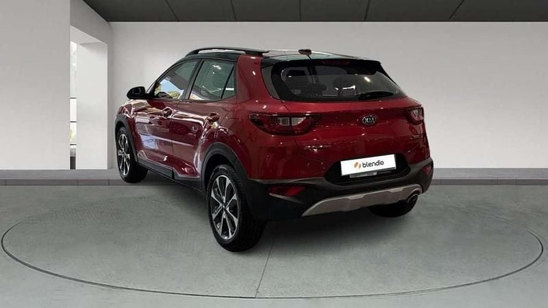 Usado Kia Stonic 111 CV (81 kW) 2018 Negro SUV