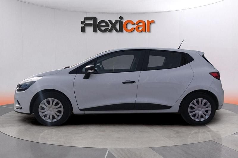 Usado Renault Clio IV Life 75 CV (55 kW) 2017 Blanco Berlina
