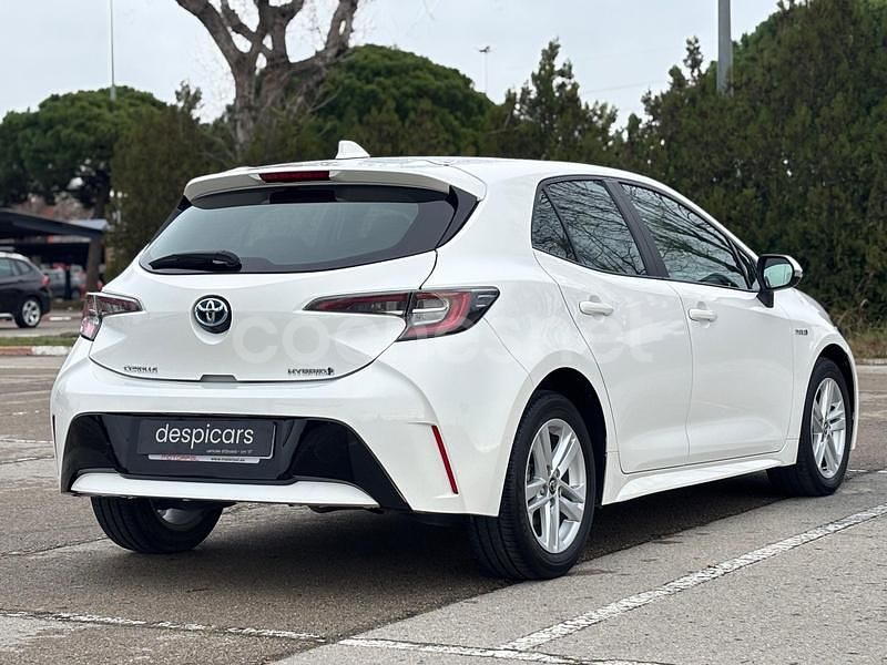Usado Toyota Corolla Active 122 CV (89 kW) 2020 Blanco Berlina