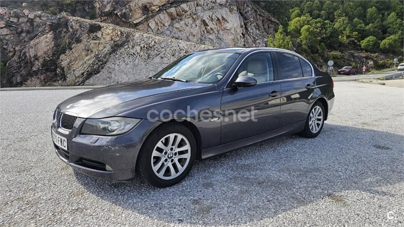Gris / plata Usado 2007 BMW 318 Berlina | 5000 € - Imagen 1/4