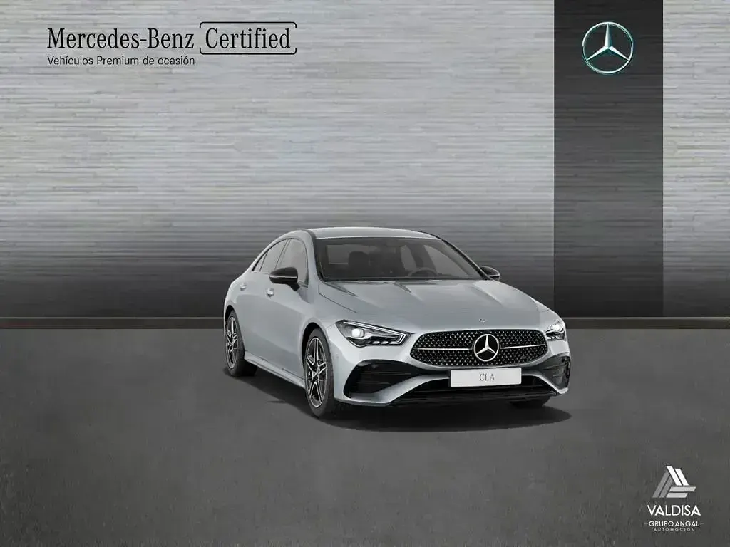 Occasion Mercedes CLA220 AMG line 190 PK (139 kW) 2025 Zilver Sedan