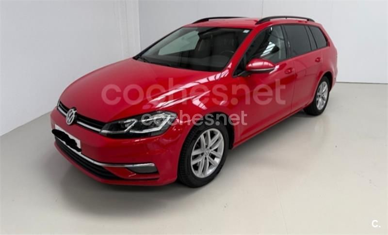 Rojo Usado 2019 VW Golf VII Advance Familiar | 18.490 € (Precio justo) - Imagen 1/4