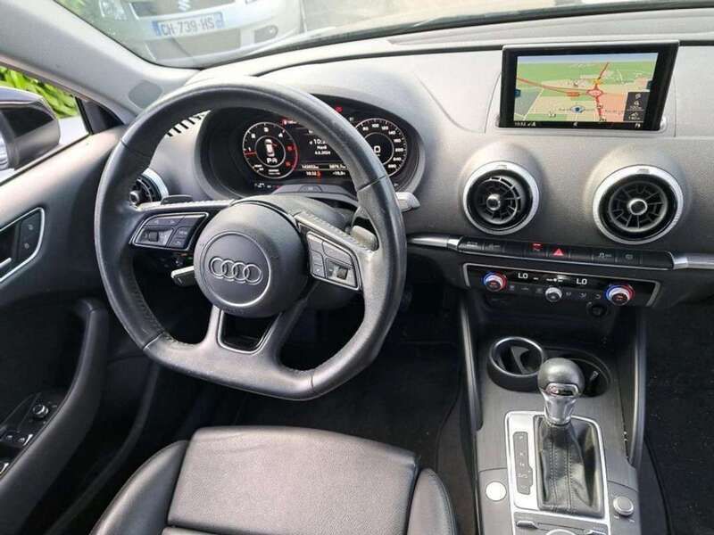 Usado Audi A3 Sportback S-line plus 150 CV (110 kW) 2019 Negro Utilitario