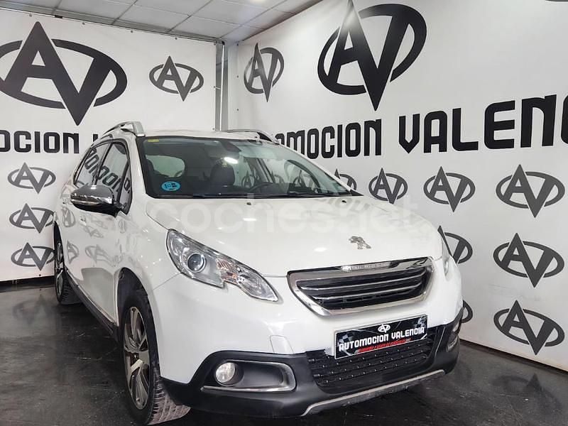 Blanco Usado 2016 Peugeot 2008 Allure SUV | 9900 € (Precio justo) - Imagen 1/4
