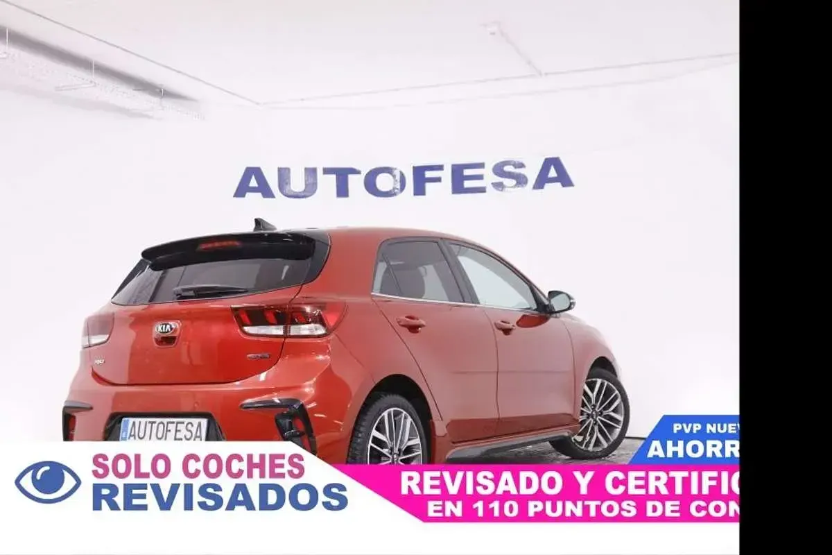 Usado Kia Rio GT-Line 101 CV (74 kW) 2019 Rojo Berlina