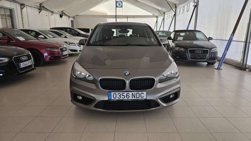 Beige Usado 2015 BMW 218 Active Tourer Sport Line Monovolumen | 13.500 € (Precio justo) - Imagen 1/4