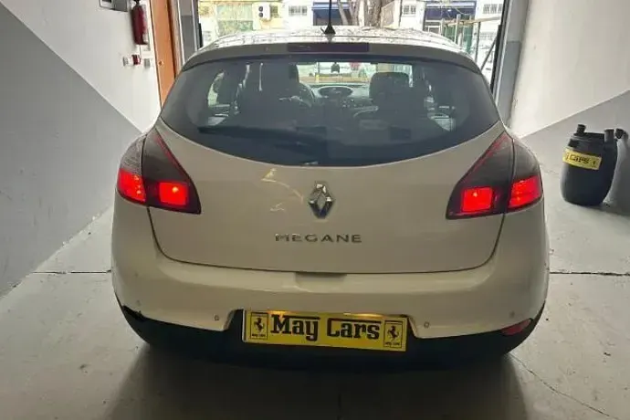Usado Renault Mégane III Dynamique 110 CV (80 kW) 2010