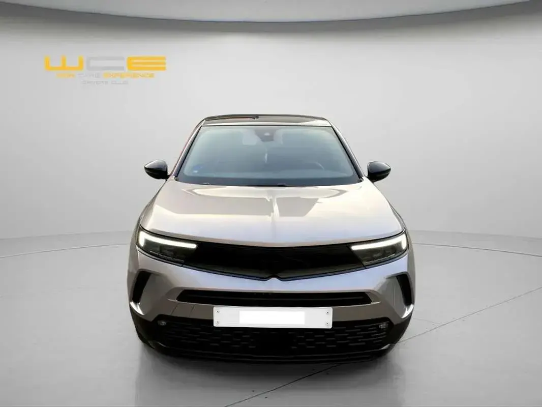 Używany Opel Mokka-e GSe 100 kW (136 KM) 2023 Szary SUV
