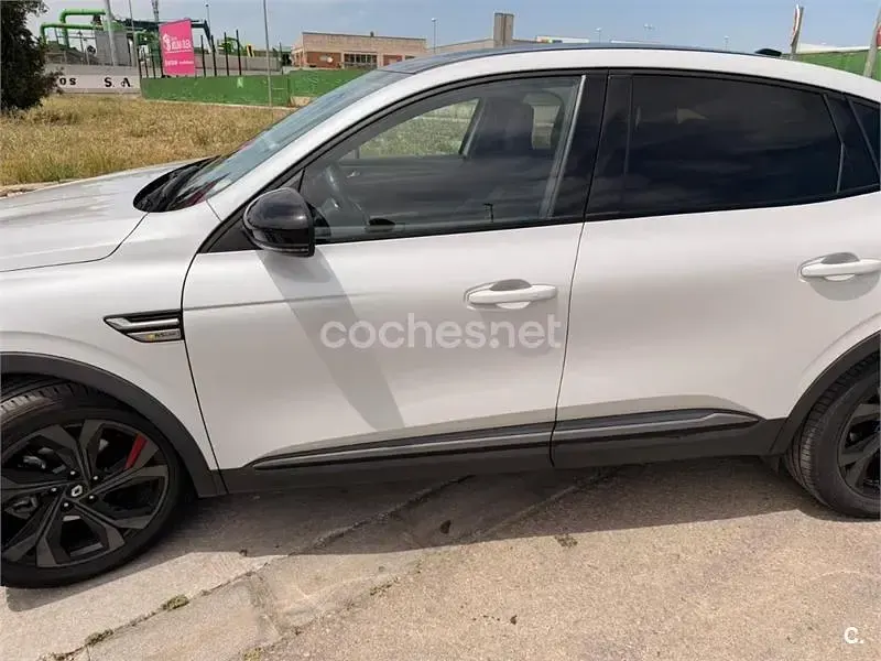 Usado Renault Arkana RS Line 145 CV (106 kW) 2022 Blanco SUV