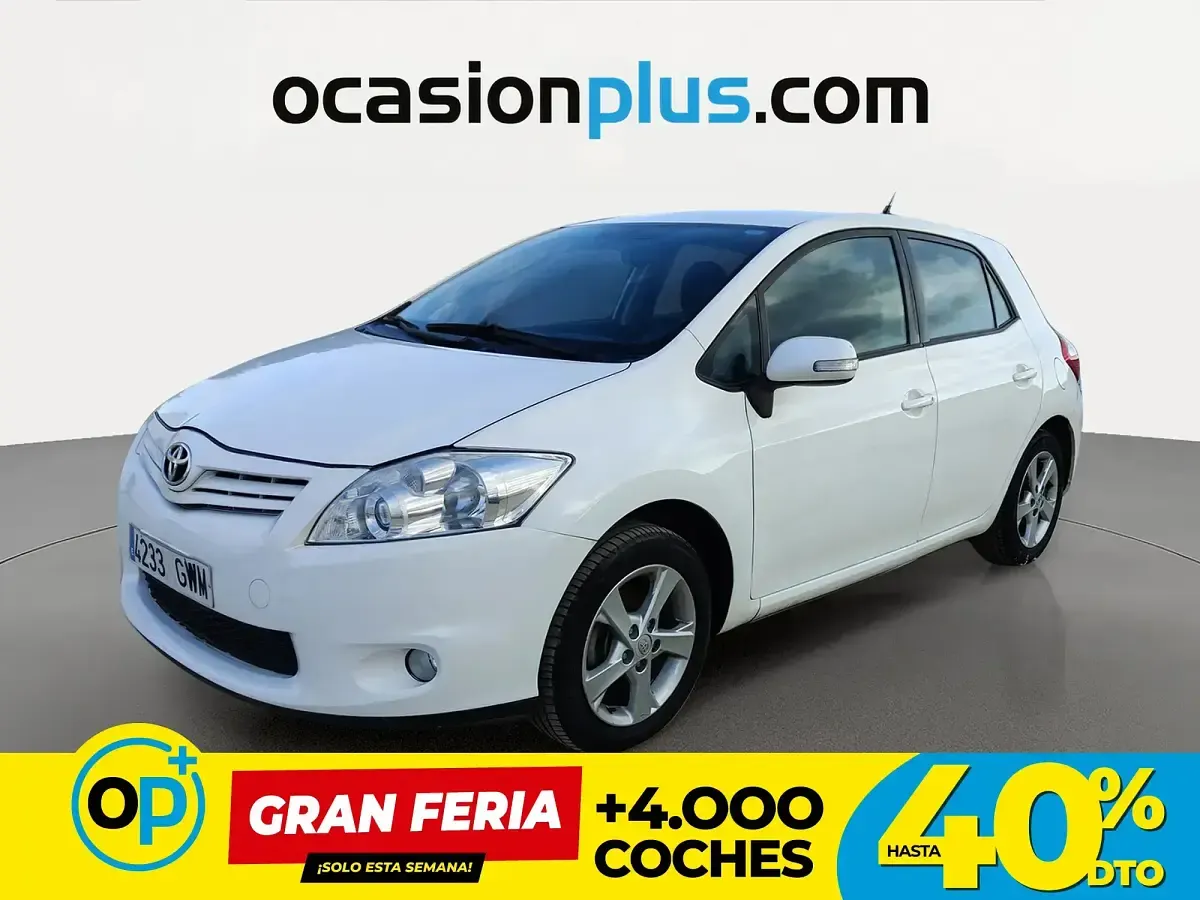 Usado Toyota Auris Live 90 CV (66 kW) 2010 Utilitario