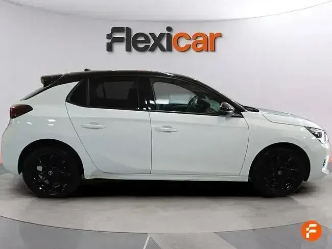 Usado Opel Corsa 100 CV (73 kW) 2023 Blanco Utilitario