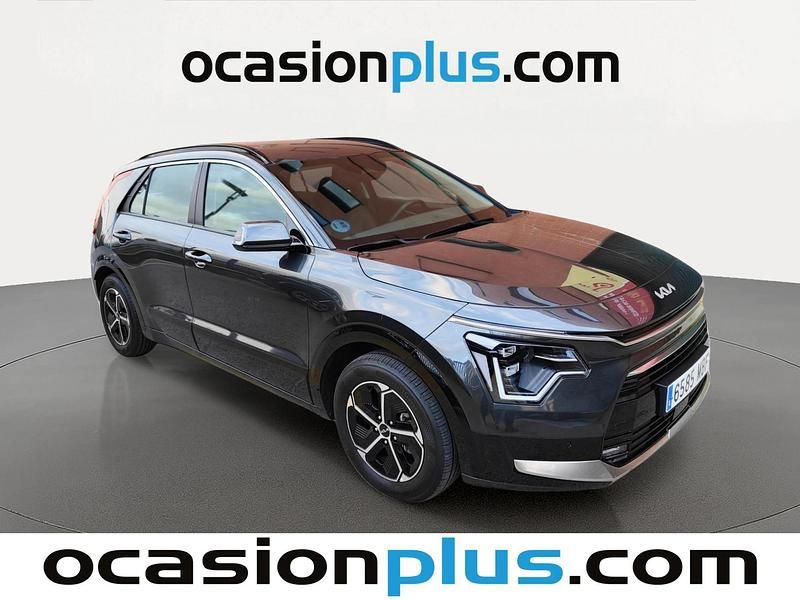Usado Kia Niro 141 CV (103 kW) 2022 Gris SUV
